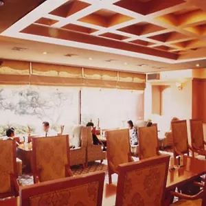 3* 酒店 Dynasty